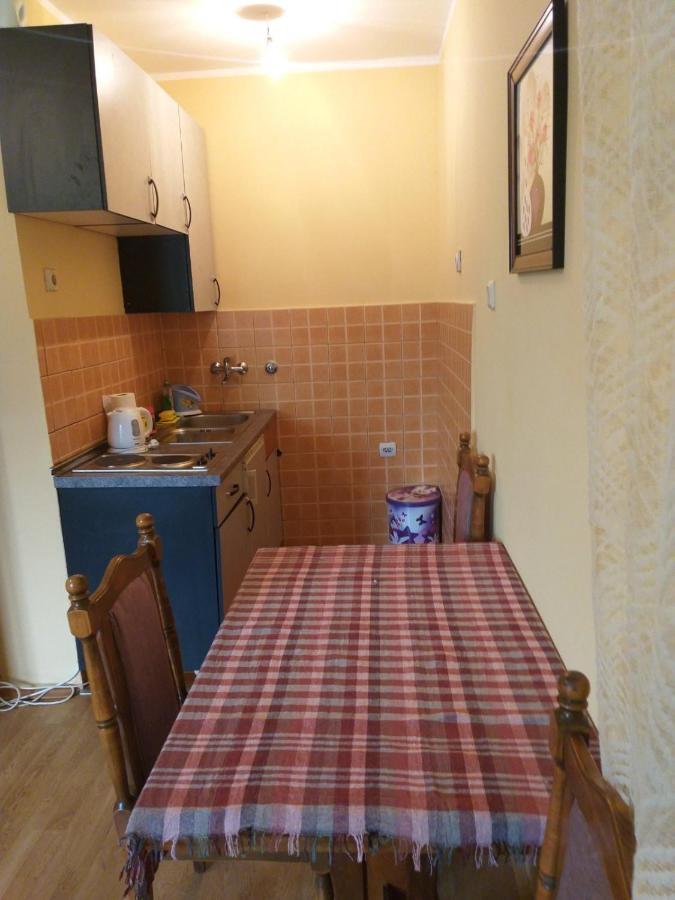 Apartment Davidovic Tivat Bagian luar foto