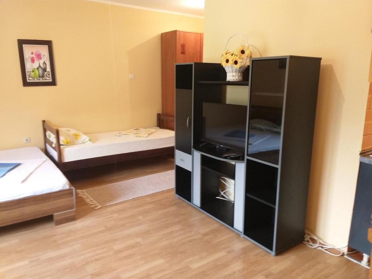 Apartment Davidovic Tivat Bagian luar foto