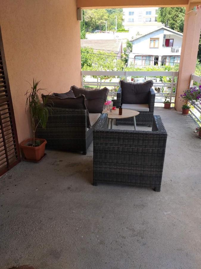 Apartment Davidovic Tivat Bagian luar foto